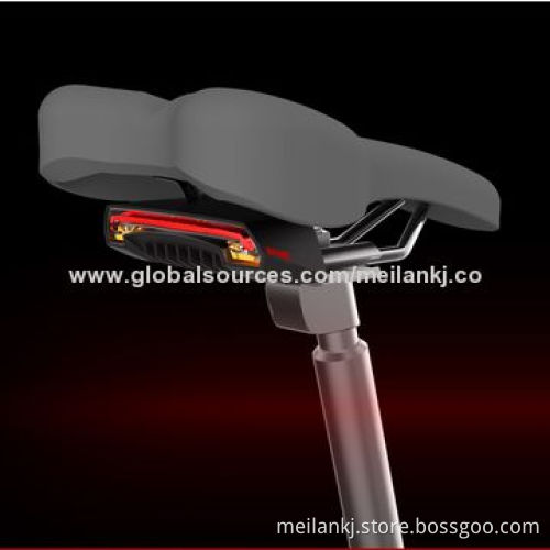 Laser lamp, yellow light flashes, indication of the rear bike turning left/right, rechargeable